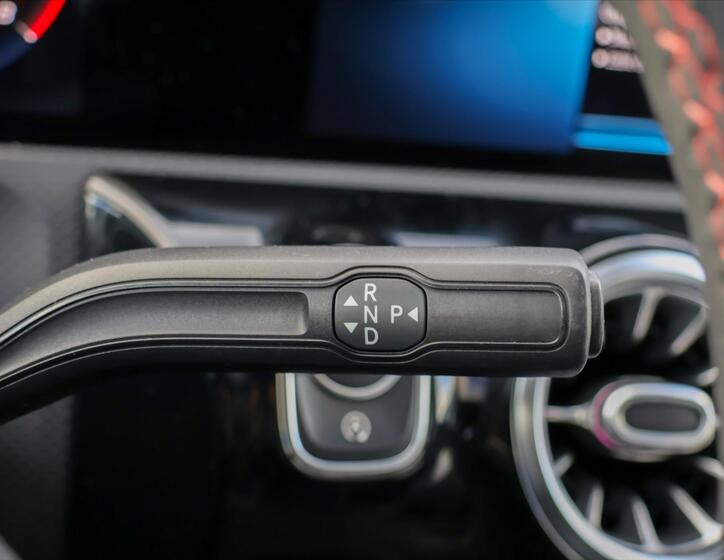 Mercedes-Benz CLA 22