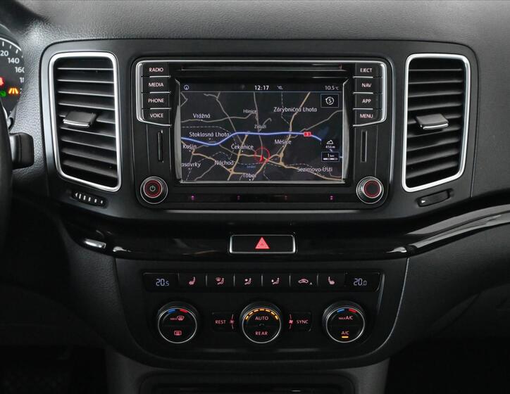 Volkswagen Sharan 12