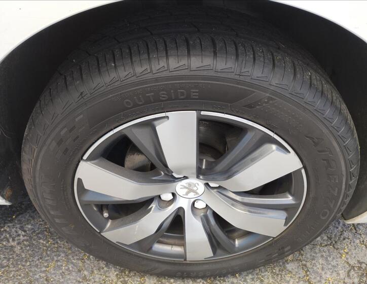 Peugeot 5008 18
