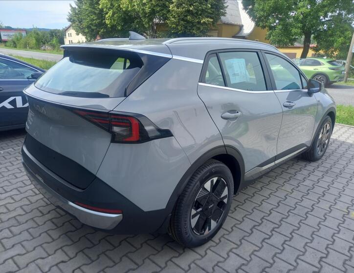 KIA Sportage 4