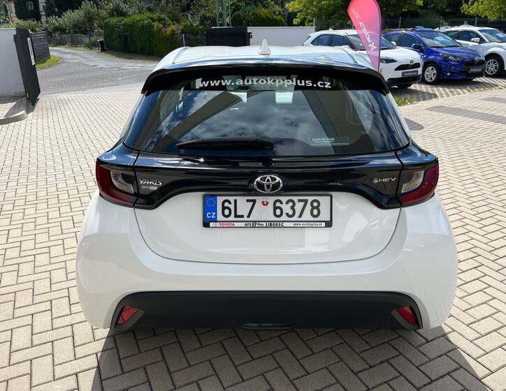 Toyota Yaris 27