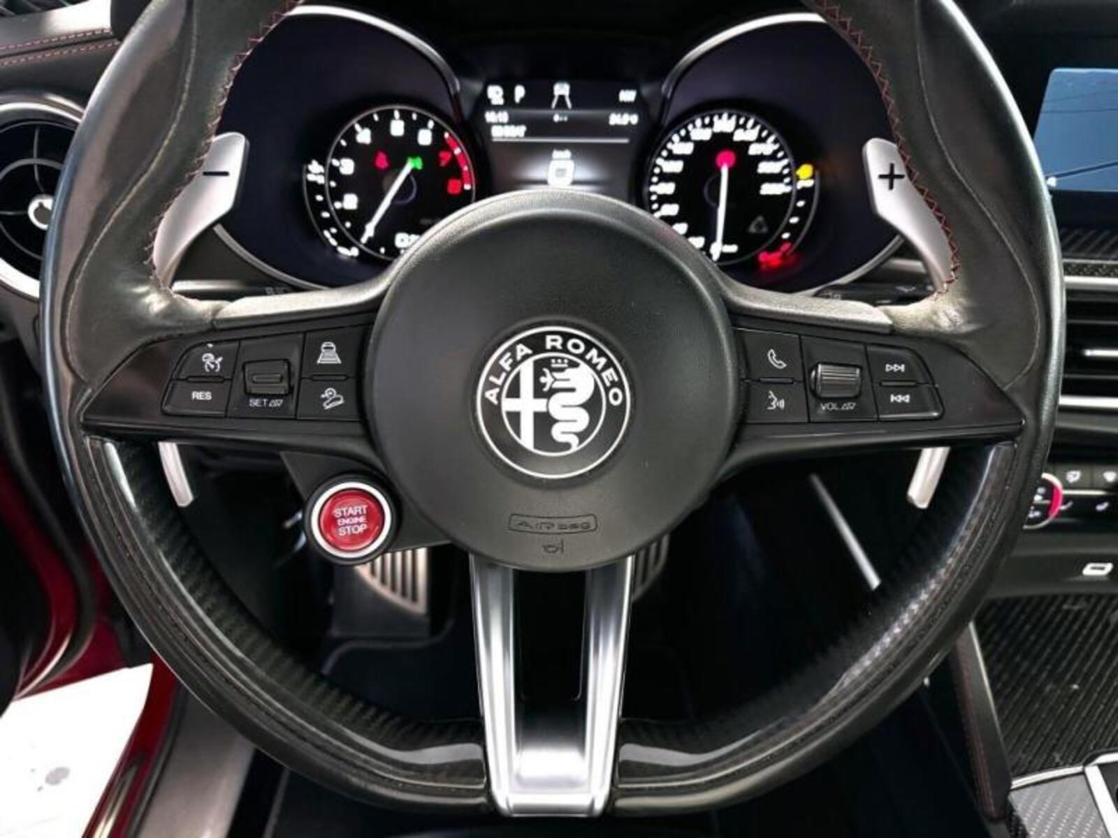 Alfa Romeo Stelvio 24