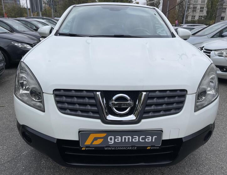 Nissan Qashqai 1