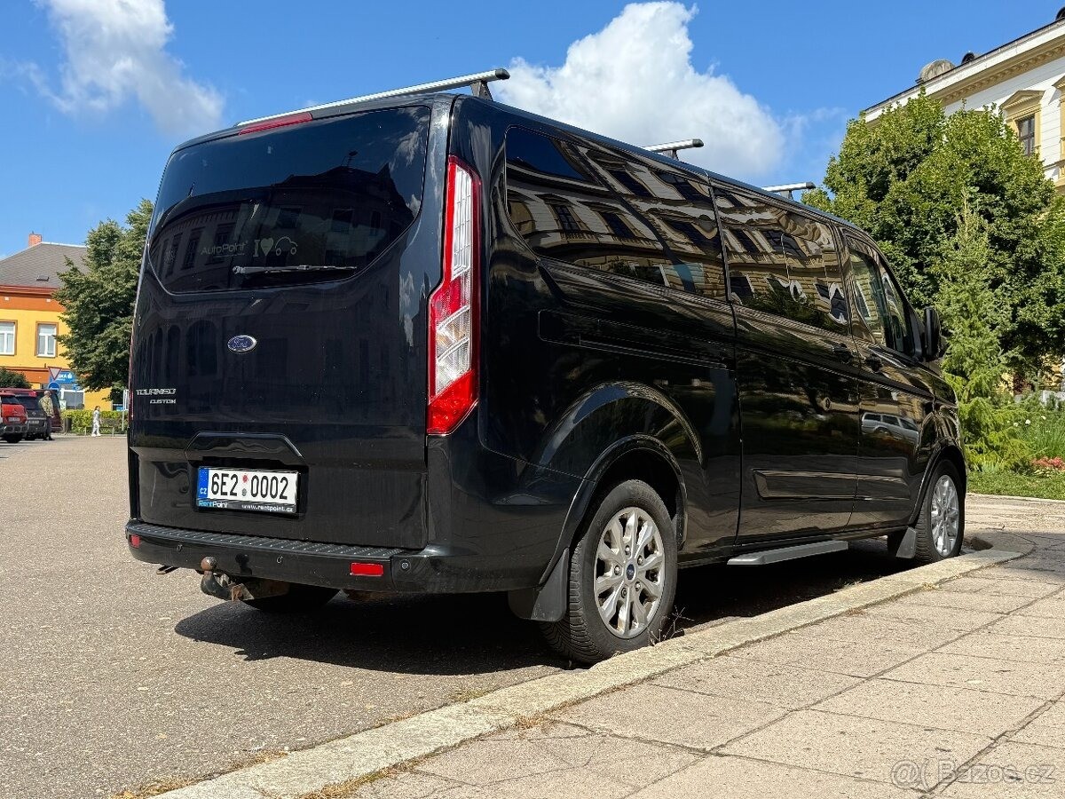 Ford Tourneo