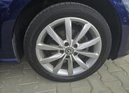 Volkswagen Golf 42
