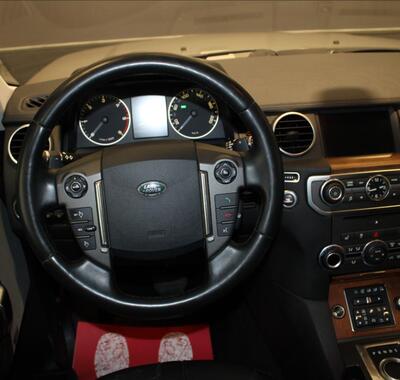Land Rover Discovery 26