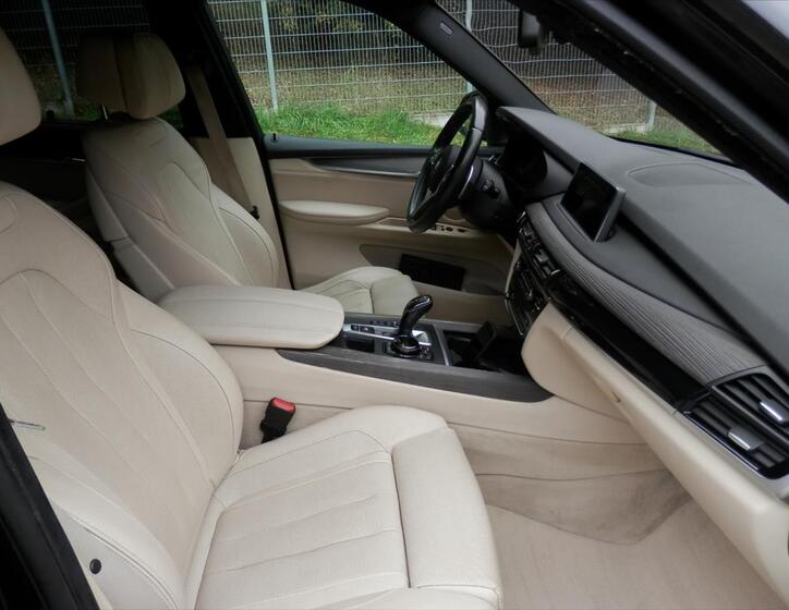 BMW X5 13