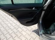 Volkswagen Golf 17