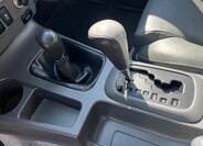 Toyota Hilux 16