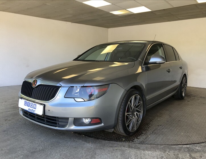 Škoda Superb 4