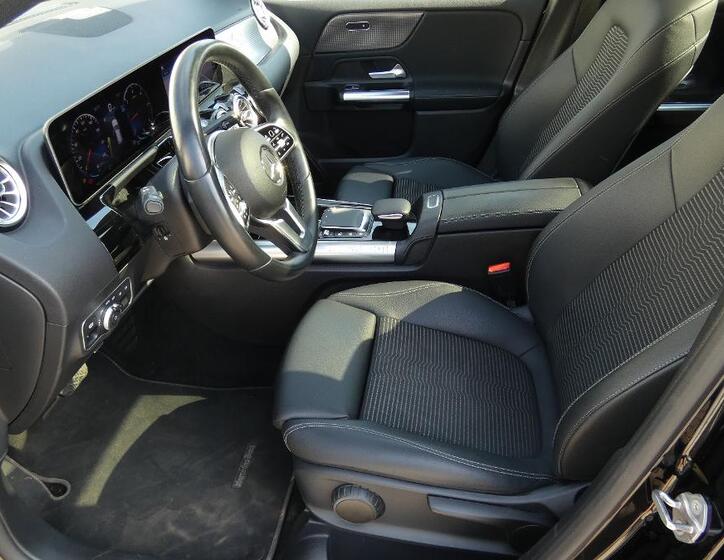 Mercedes-Benz GLA 18