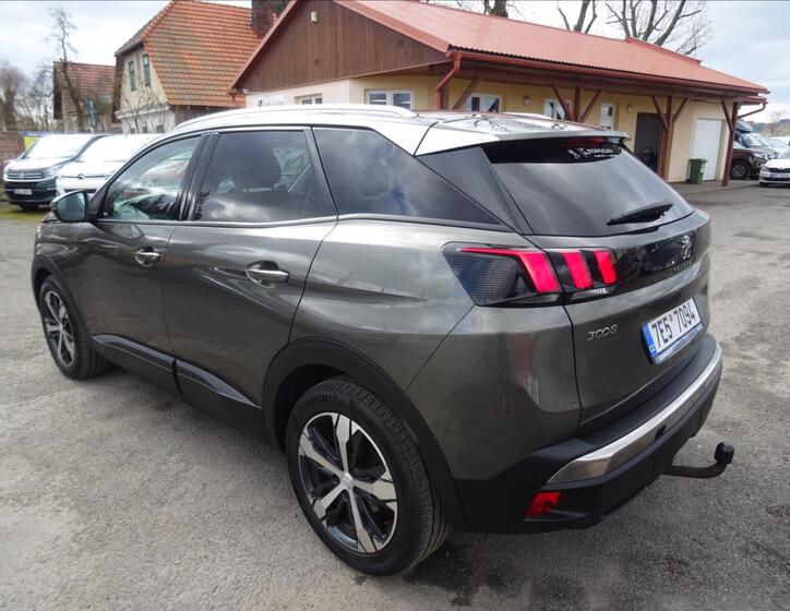 Peugeot 3008 7