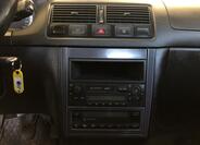 Volkswagen Golf 16