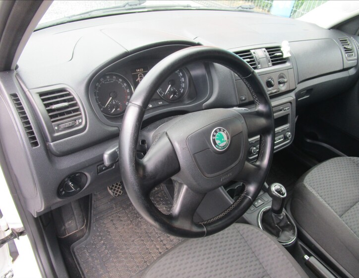 Škoda Fabia 10
