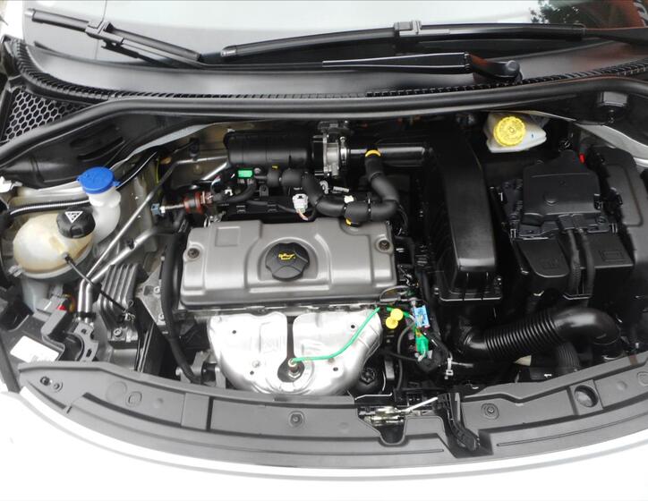 Peugeot 207 21