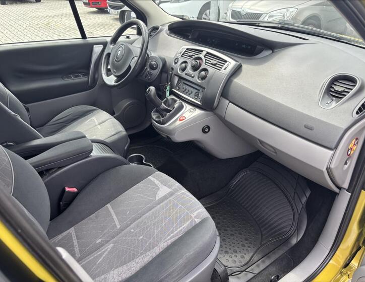 Renault Grand Scénic 14