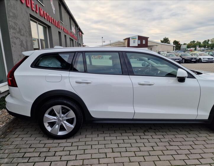 Volvo V60 41