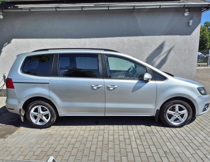 Seat Alhambra 8