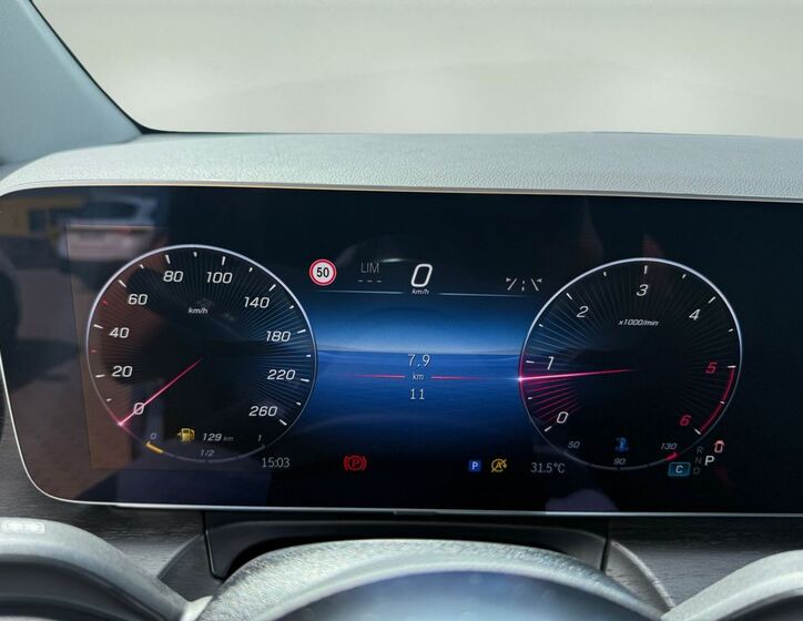 Mercedes-Benz Třídy V 7