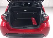 Toyota Yaris 10