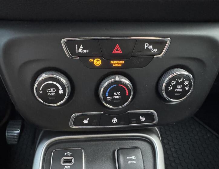 Jeep Compass 26