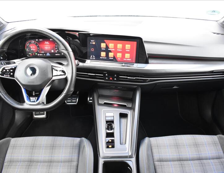 Volkswagen Golf 15