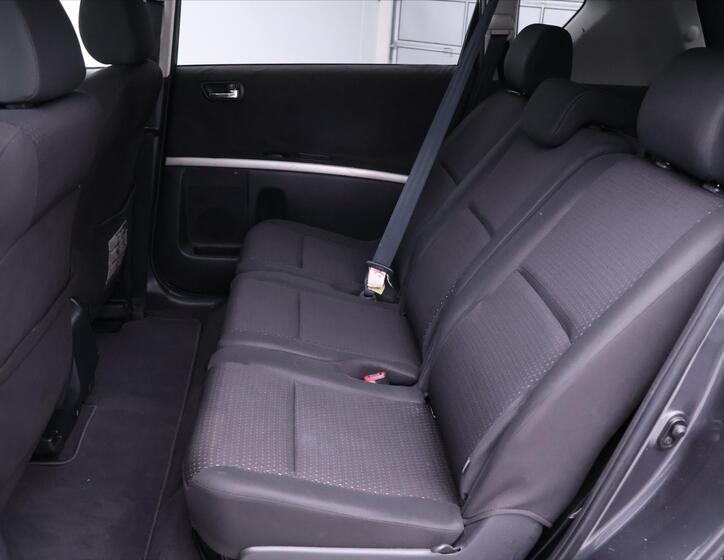 Toyota Corolla Verso 16