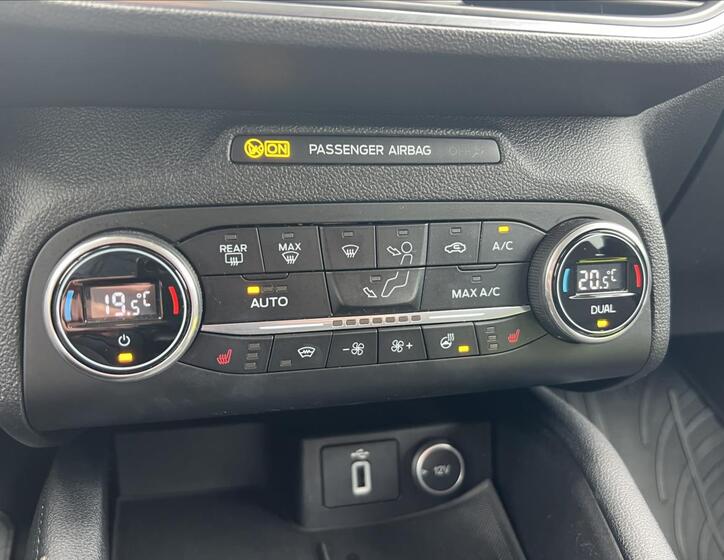 Ford Focus 29