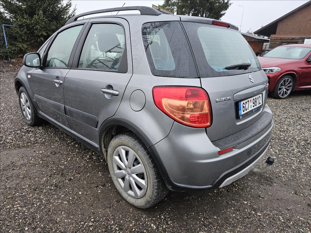 Suzuki SX4