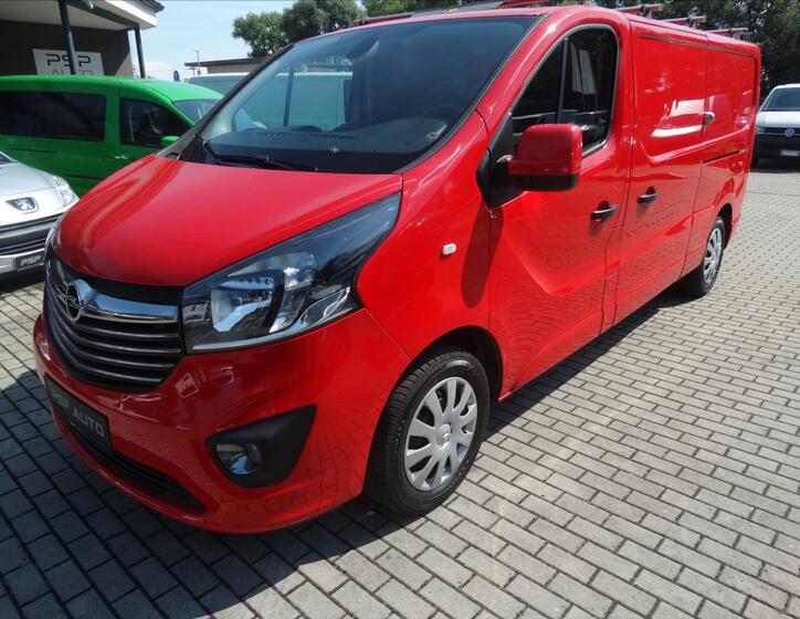 Opel Vivaro 1