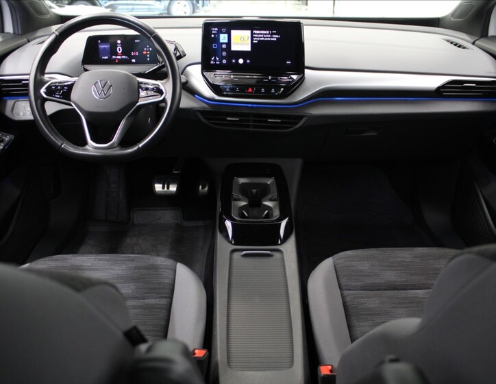 Volkswagen ID.4 8