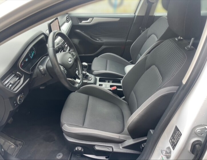 Ford Focus 7