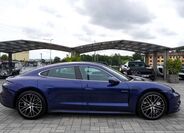 Porsche Taycan 7