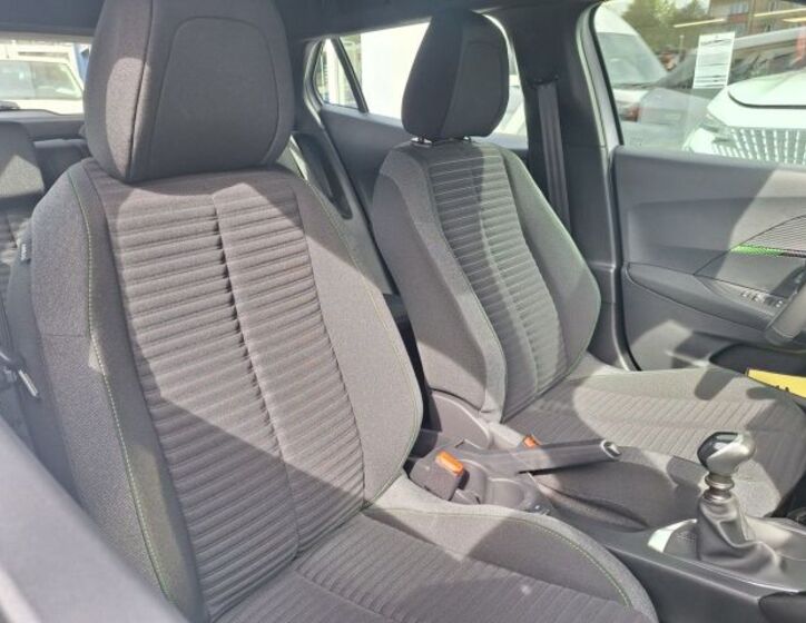 Peugeot 2008 11