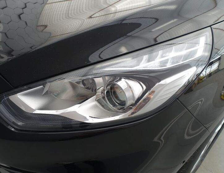 Ford S-MAX 36