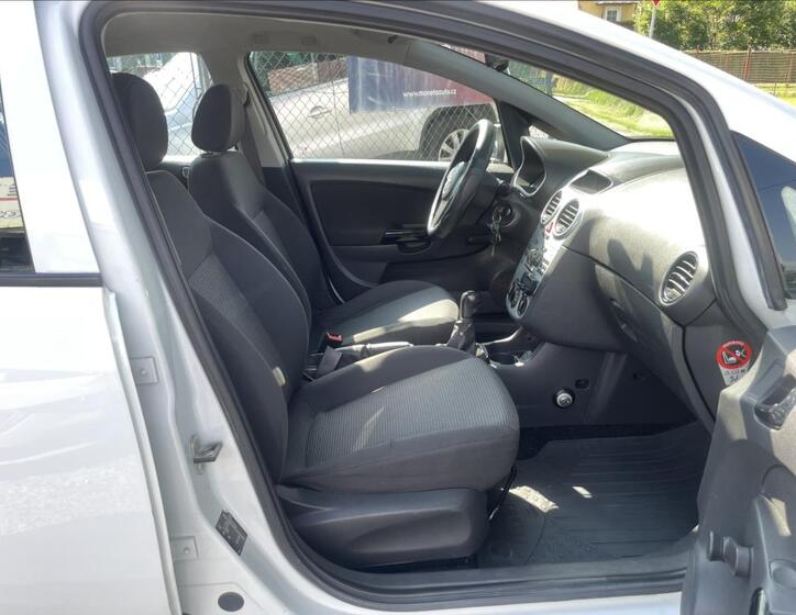 Opel Corsa 26