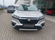 Suzuki S-Cross 8