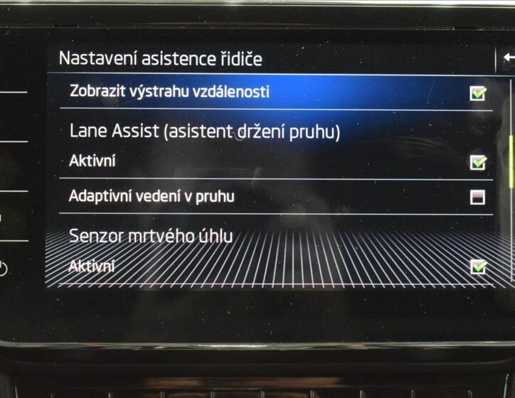 Škoda Superb 30