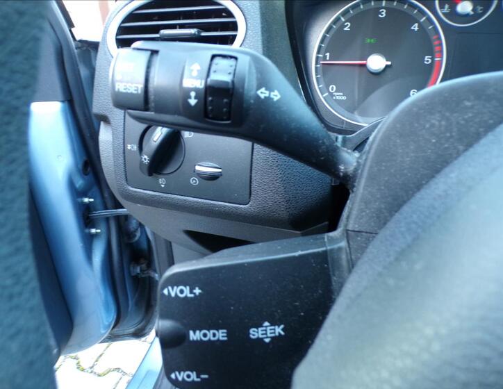 Ford Focus 12