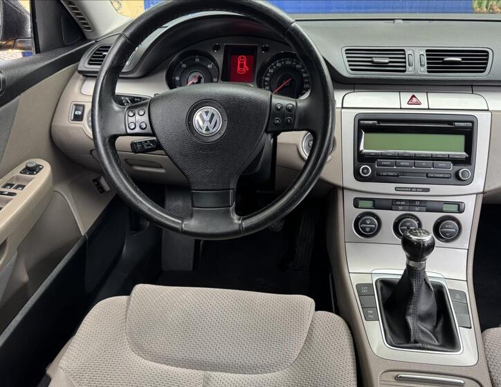 Volkswagen Passat 36