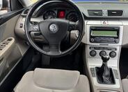 Volkswagen Passat 36