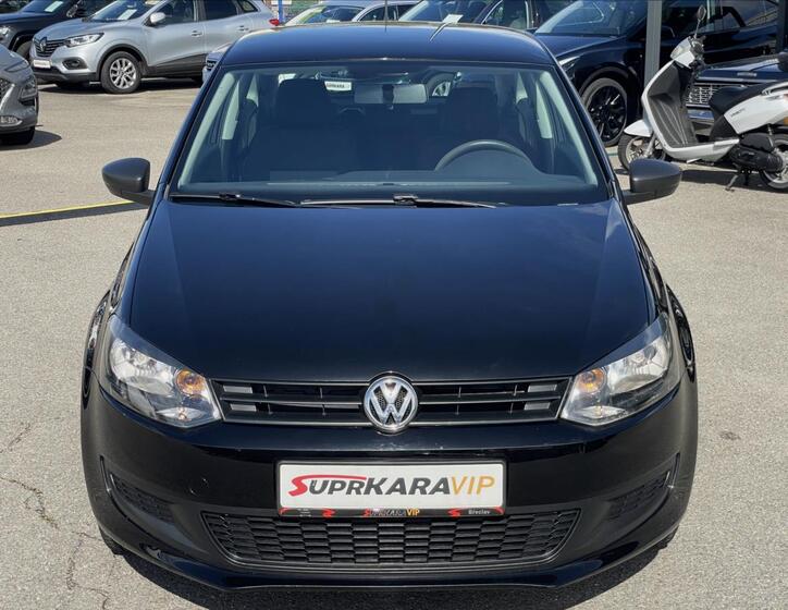 Volkswagen Polo 2