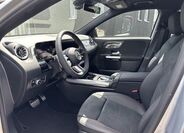 Mercedes-Benz GLA 9