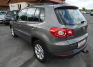 Volkswagen Tiguan 7