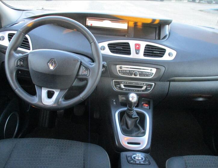 Renault Scénic 15