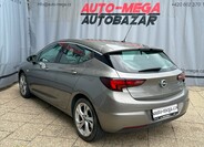 Opel Astra 8