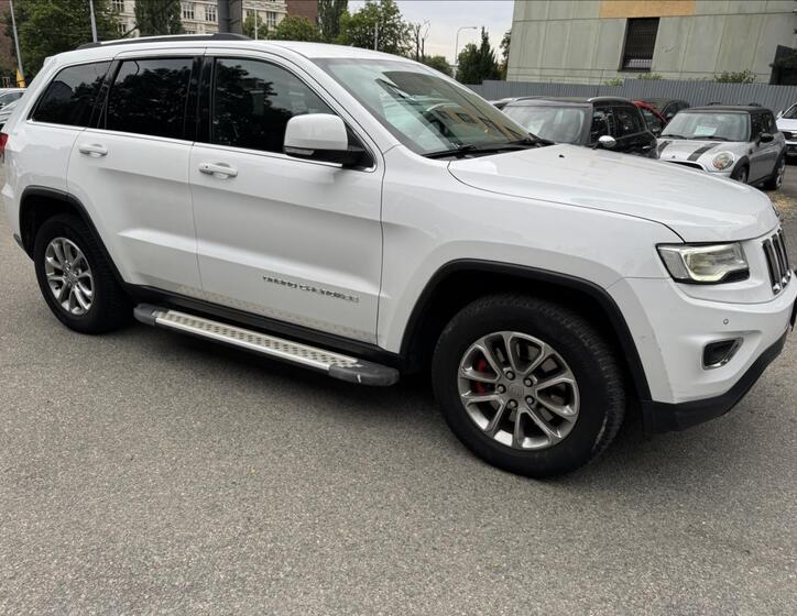 Jeep Grand Cherokee 14