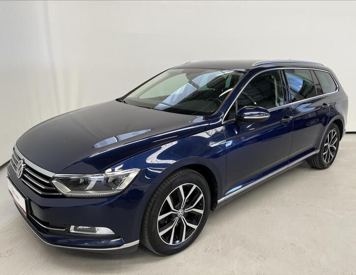 Volkswagen Passat 1