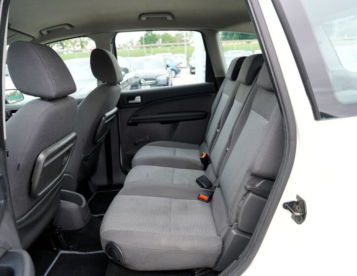 Ford C-MAX 28