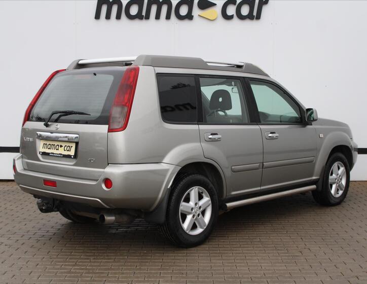 Nissan X-Trail 7